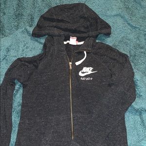 NIKE ZIP UP